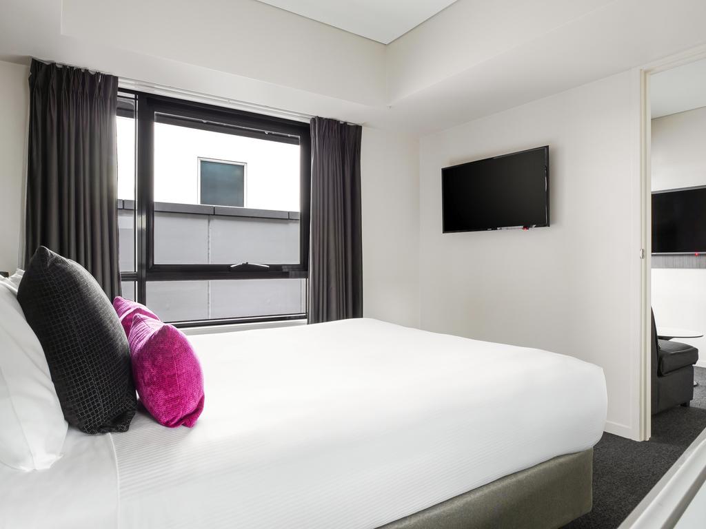 มันตรา เซาท์แบงค์ เมลเบิร์น Aparthotel ภายนอก รูปภาพ